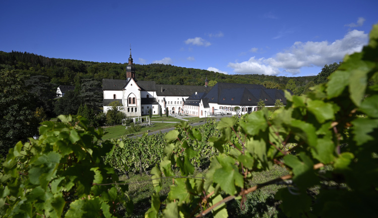 Foto_Kloster_Eberbach_c_Sven_Moschitz_neu_small_2.jpg